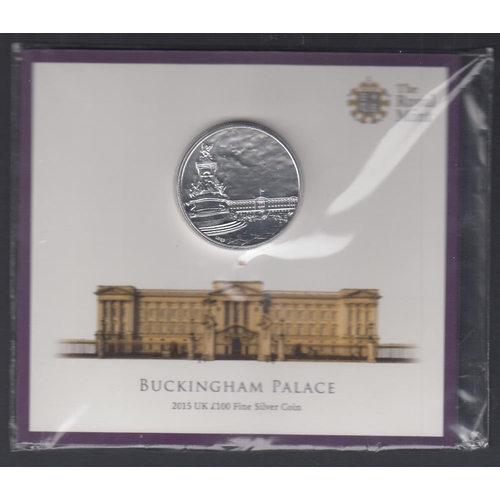 136 - COINS : 2015 Silver £100 Buckingham Palace coin in UNC condition 62.86 g fine silver, Royal Mint pac... 