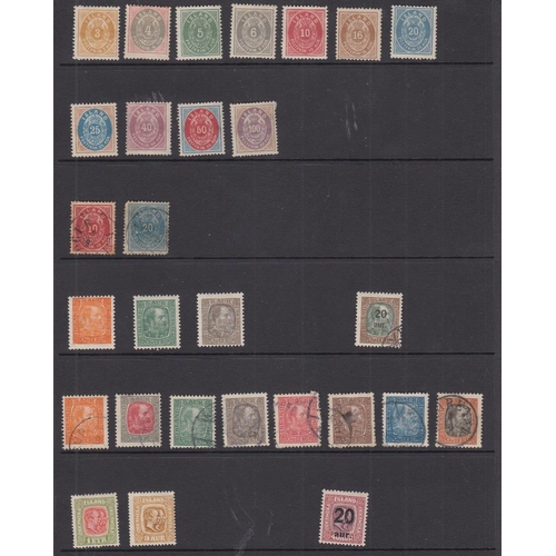 457 - STAMPS ICELAND Collection of early mint and used on stock pages