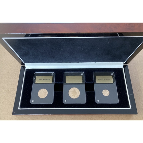 31 - Coins : 2019 Sovereign proof set with Full Sovereign, 1/2 and 1/4 Sovereigns boxed with certs