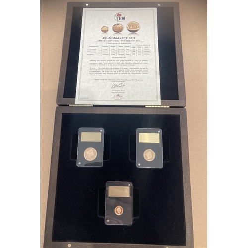 35 - Coins : 2021 Remembrance Three coin Gold Proof set  Sovereign, 1/2 and 1/4 Sovereigns, slabbed and h... 