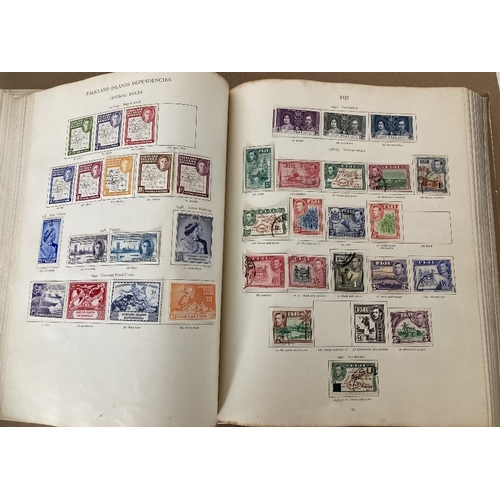 77 - STAMPS : BRITISH COMMONWEALTH, George VI Crown album with a mixture of mint and used issues. Some co... 