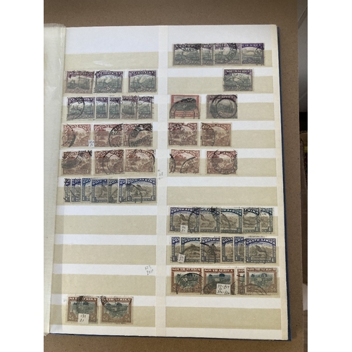 112 - STAMPS : GB and Commonwealth in various stock books, duplication, (1000's)