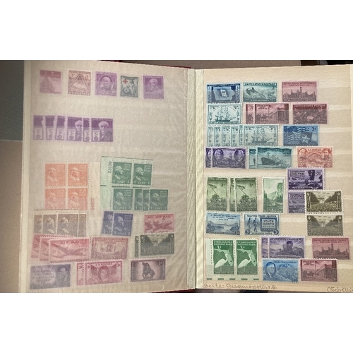 117 - STAMPS : Mixed box of various albums and stock books, USA and and other foreign