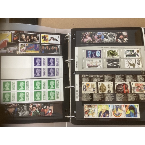 231 - STAMPS : GREAT BRITAIN : 2019 to 2022 Mint Stamps and First Day Covers in five ring binders