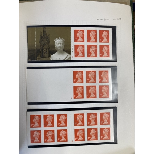 222 - STAMPS GREAT BRITAIN : Collection of mint decimal issues including many specialised Machins, eight a... 