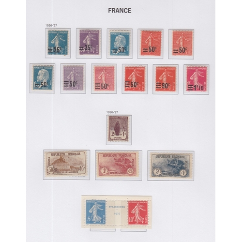 455 - STAMPS FRANCE : A comprehensive 1849 to 1950 mint or used collection in a hingeless Davo printed alb... 