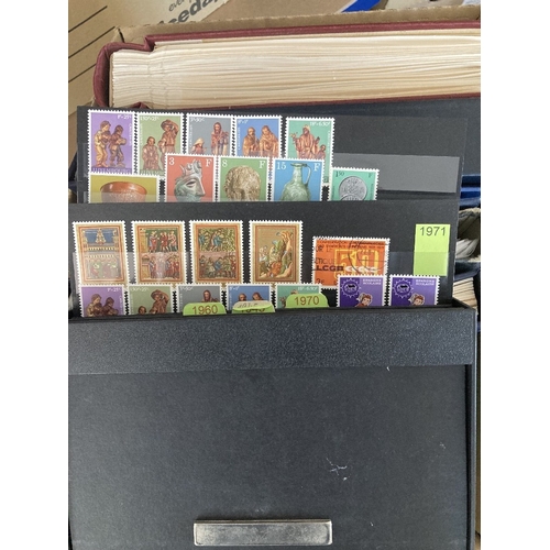 124 - STAMPS : Mixed box of All World albums including reasonable amount of Spain and Portugal