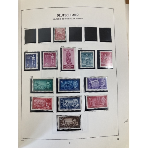 493 - STAMPS GERMANY 1949 - 1970's mint and used in Davo album STC £5000