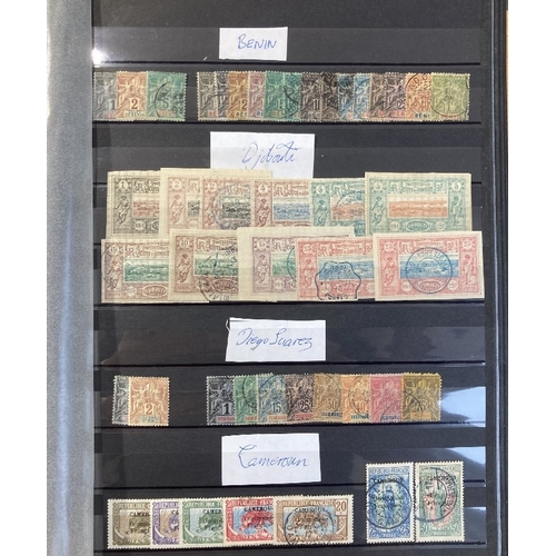 32 - STAMPS : Stockbook with mint and used Foreign, lots of better sets and stamps noted . China includin... 