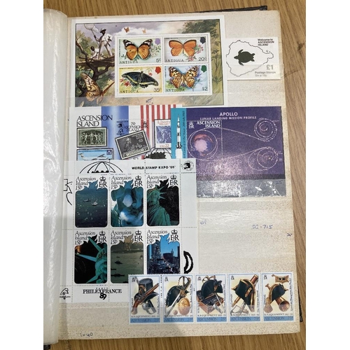 55 - STAMPS Stockbook with mint Commonwealth sets and minisheets (modern)