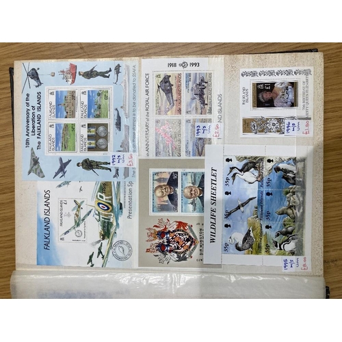 55 - STAMPS Stockbook with mint Commonwealth sets and minisheets (modern)