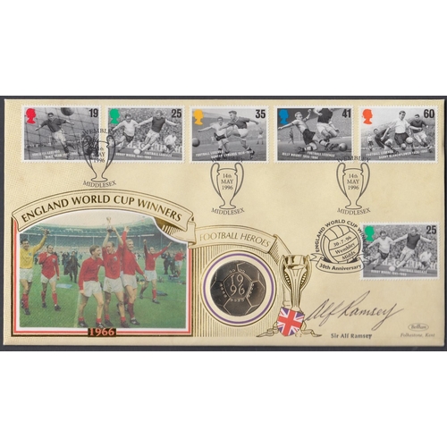 304 - AUTOGRAPH : 1996 Football £2 Benham coin cover, signed by Sir Alf Ramsey, manager of the 1966 Englan... 