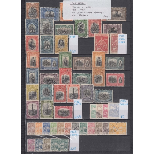 528 - STAMPS PORTUGAL : A mostly used selection on six double-sided stock pages, with a useful range of cl... 