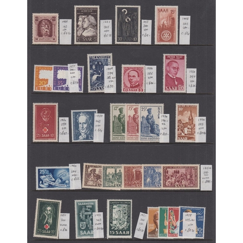 533 - STAMPS SAAR : A useful mint or U/M selection on nine Hagner stock pages, with many useful sets and b... 