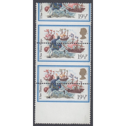 245 - STAMPS GREAT BRITAIN 1982 19 1/2p I Saw Three Ships vertical pair MASSIVE mis-perf SG 1204