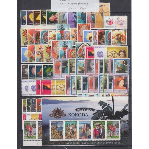 524 - STAMPS PAPUA : A partly duplicated selection of U/M QEII issues on ten stock pages. Many complete se... 