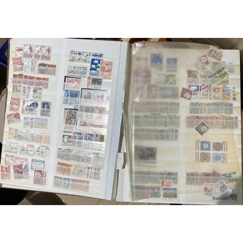 38 - STAMPS : Mixed box of albums and stockbooks, including Canada, Poland, Malta, Sweden, Finland