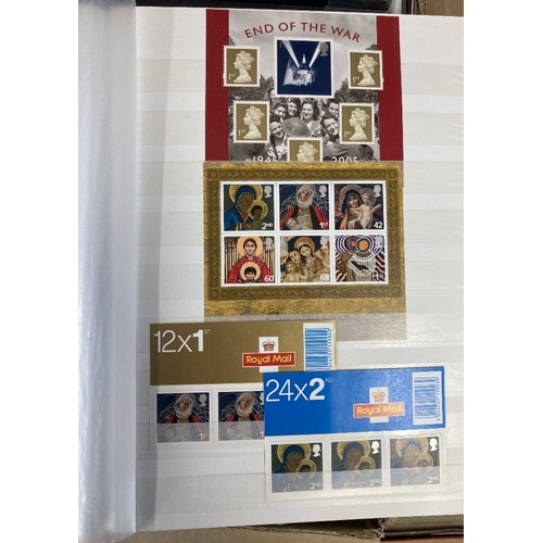 122 - STAMPS : GREAT BRITAIN Box of GB albums some with stamps, plus full stockbook with mint GB decimal s... 