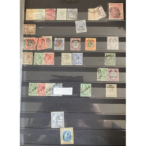 41 - STAMPS : Mixed box with eleven albums and stock books, Italy, Netherlands, Malta, Denmark etc