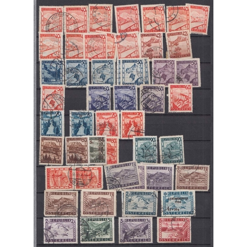 288 - STAMPS AUSTRIA Used collection accumulation unchecked in 32 page stock book 100's