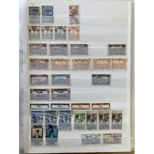 36 - STAMPS MIDDLE EAST collection in various folders and stockbooks, Arab states, Jordon, Iraq, Saudi, I... 