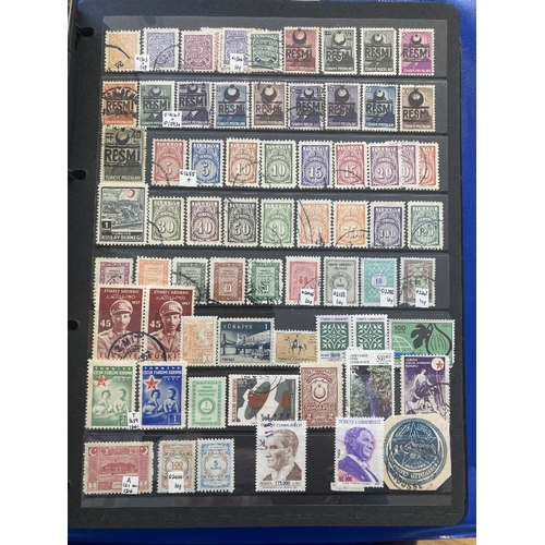 9 - STAMPS Five albums of World Stamps A to Z mint and used, viewing recommended (1000's)