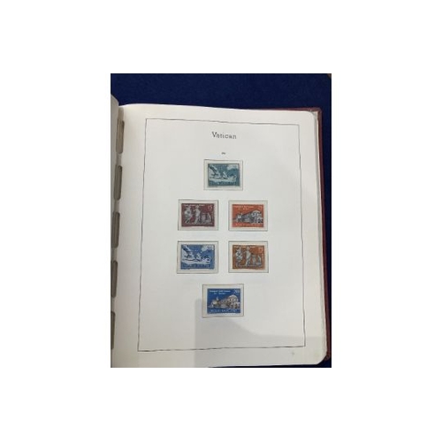 562 - STAMPS VATICAN Album of mint issues 1959 - 1984 unmounted mint