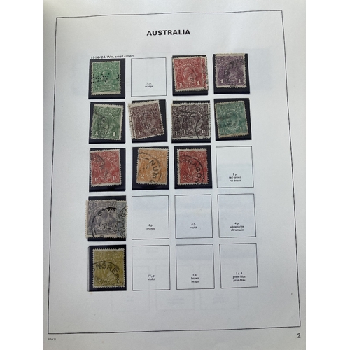 43 - STAMPS Mixed box of various albums and stockbooks including Australia covers, Davo GB , Australia al... 