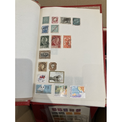 64 - STAMPS Mixed box of World albums with some early Spain, Italy and Portugal noted