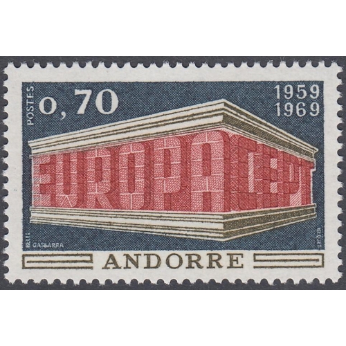 249 - STAMPS ANDORRA fine U/M collection in a stockbook with French & Spanish Andorra issues. Many useful ... 