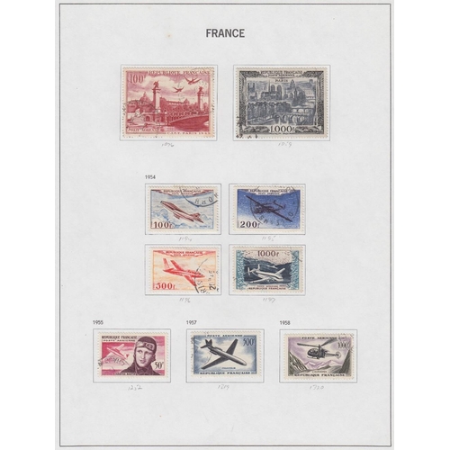 303 - STAMPS FRANCE . A used collection in five Davo printed albums for issues up to 2018. Includes a usef... 