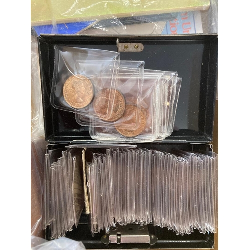 495 - Mixed box of old coins including UK and Foreign issues, commemorative sets etc