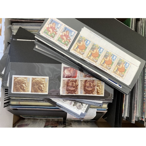 184 - STAMPS GREAT BRITAIN Large accumulation of Presentation packs and mint stamp sets (High face value)