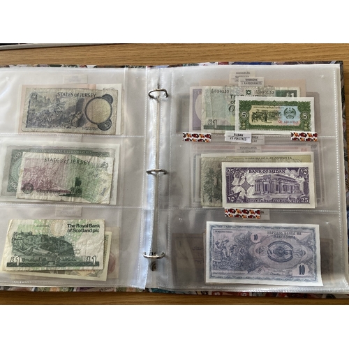 553 - BANK NOTES Album of mint and used bank notes UK and Foreign (31)