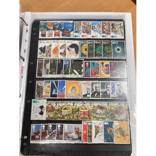 166 - STAMPS GREAT BRITAIN Collection of used commemoratives 1971 to 2007