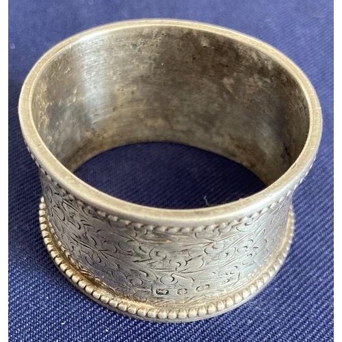 65 - Large silver napkin ring Hallmarked 1897 Birmingham 25.9g