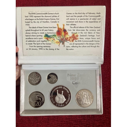 595 - COINS 1989 New Zealand Commonwealth Games proof set including Silver $1 coin (27g)