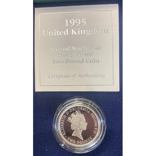 640 - COINS 1995 Silver Proof £2 Peace Coin in display box with cert