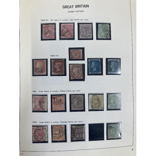 225 - STAMPS GREAT BRITAIN 1840 - 1989 mint and used collection in DAVO album, starting with Penny Black, ... 