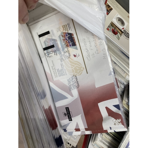 208 - STAMPS GREAT BRITAIN Accumulation of FDCS and Presentation packs Face Value over £1100