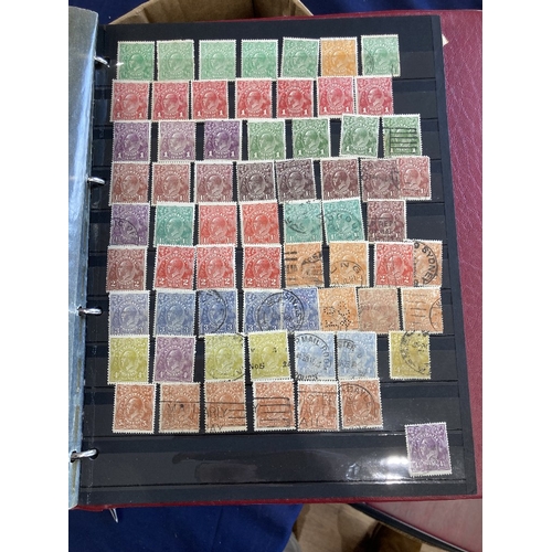 366 - STAMPS AUSTRALIA Collection in six albums or stockbooks, mint & used with some useful States, a dupl... 