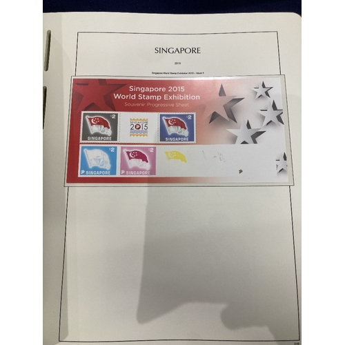 72 - STAMPS Singapore 2015 -2018 collection in red Lighthouse album and slipcase