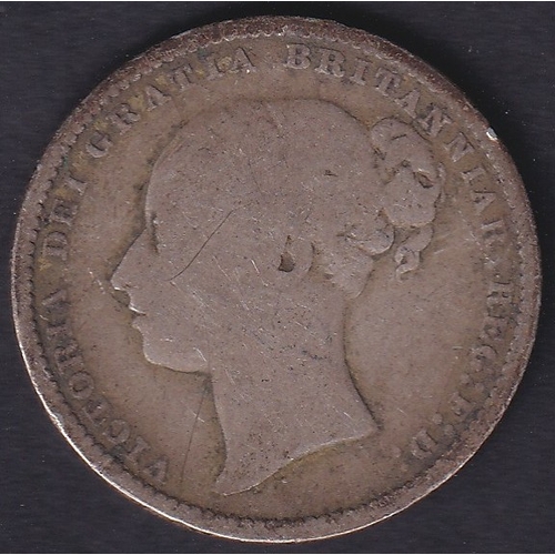 138 - 1880 Silver QV Shilling in good condition