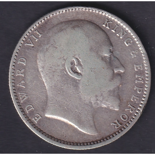 187 - 1905 India One Rupee coin in fine condition