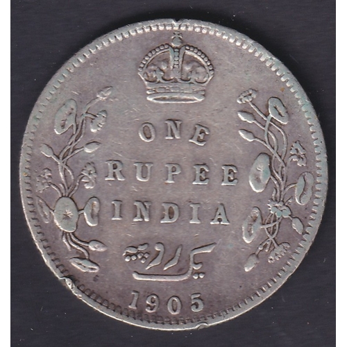 187 - 1905 India One Rupee coin in fine condition