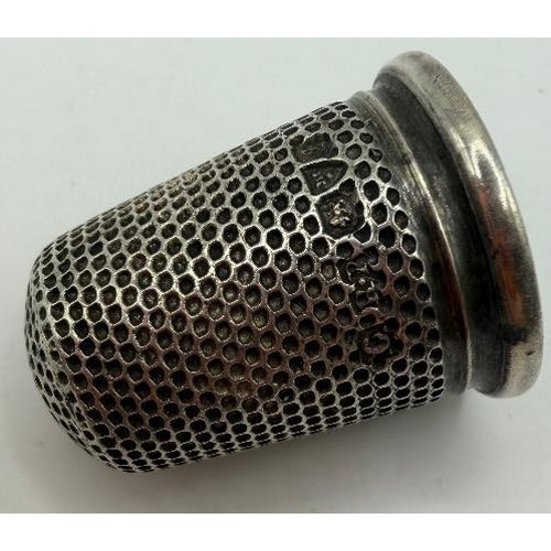 173 - Silver Thimble clear hallmarks CHESTER 1909-10, 5.5g