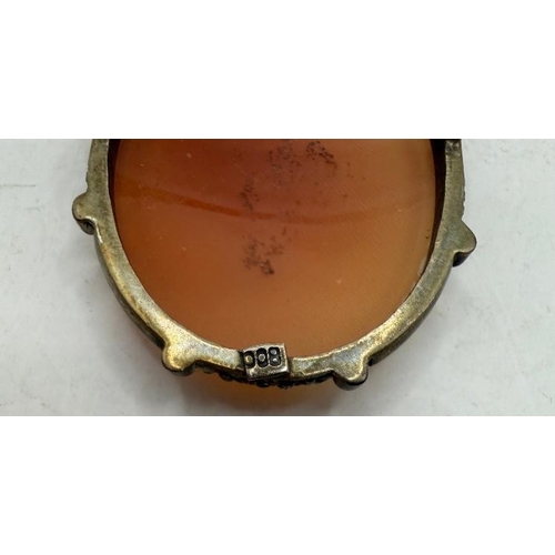 62 - Jewellery : Cameo pendent necklace marked 800 so assumed to be continental