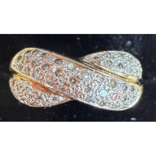 66 - Jewellery 9ct GOLD ring twisted design with diamond chips 6g size O (Payment by bank transfer or car... 