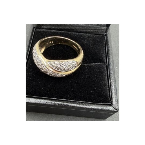 17 - Jewellery 9ct GOLD ring twisted design with diamond chips 6g size O (Payment by bank transfer or car... 