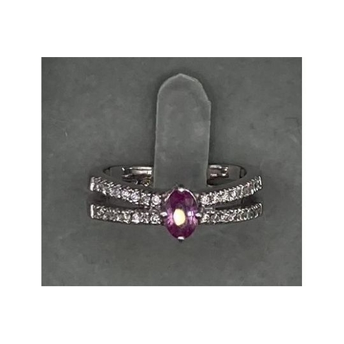 25 - Jewellery : Very fine 18ct White Gold Diamond and Sapphire ring marked 750 , comes with original cer... 